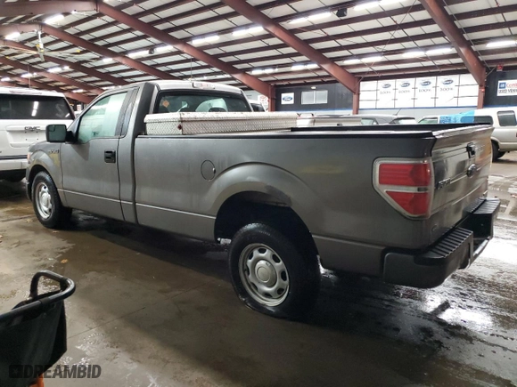 2014 Ford F-150 XL with VIN 1FTMF1CM3EKE67770, listed as a Copart auction lot 84890204 with 193,165 mi miles and Clean Title. Bid and sale history available at carsss.com. Image 2.