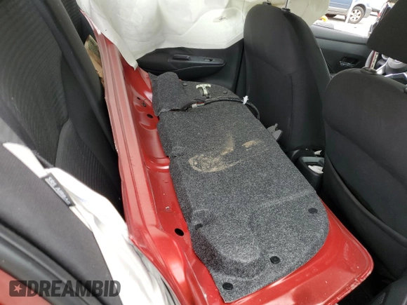 2021 Nissan Versa SV z VIN 3N1CN8EV9ML889734, wystawiony jako Copart lot #62571105 z przebiegiem 71 558 mil mil oraz Szkoda całkowita • Salvage title. Historia ofert i sprzedaży dostępna na DreamBid. Obrazek 10.