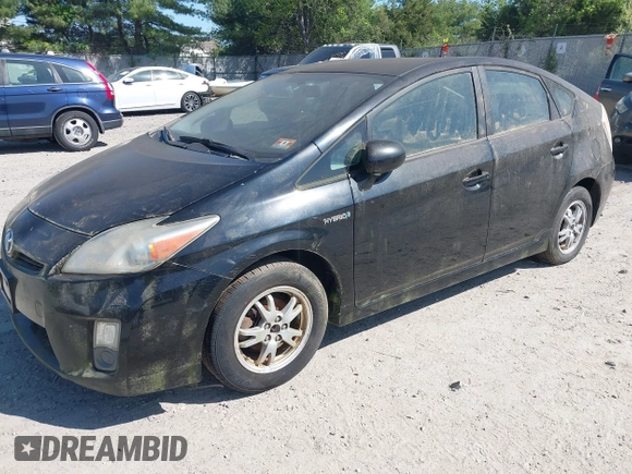 2010 Toyota Prius II with VIN JTDKN3DU9A0037557, listed as a IAAI auction lot 42137968 with 191,850 mi miles. Bid and sale history available at carsss.com. Image 2.