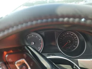 2019 Volkswagen Atlas SE z VIN 1V2WR2CA4KC531413, wystawiony jako Copart lot #55102495 z przebiegiem 71 887 mil mil oraz Szkody całkowita. Historia ofert i sprzedaży dostępna na DreamBid. Obrazek 9.