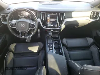 2020 Volvo S60 R-Design with VIN 7JR102FM7LG054578, listed as a Copart auction lot 73871564 with 38,381 mi miles and Clean Title. Bid and sale history available at carsss.com. Image 8.