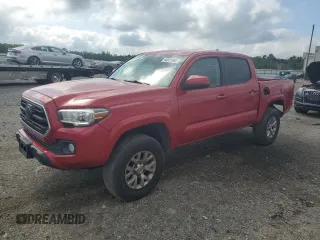 2018 Toyota Tacoma SR z VIN 3TMCZ5AN2JM138146, wystawiony jako Copart lot #60031945 z przebiegiem 63 151 mil mil oraz Szkoda całkowita • Salvage title. Historia ofert i sprzedaży dostępna na DreamBid. Obrazek 1.