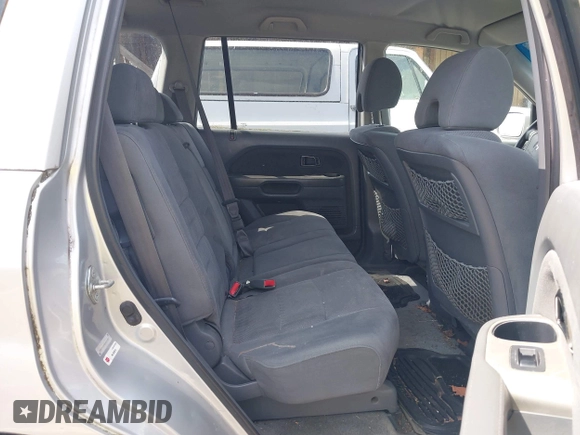 2006 Honda Pilot EX with VIN 2HKYF18446H000383, listed as a IAAI auction lot 42129875 with 206,723 mi miles and . Bid and sale history available at DreamBid. Image 8.