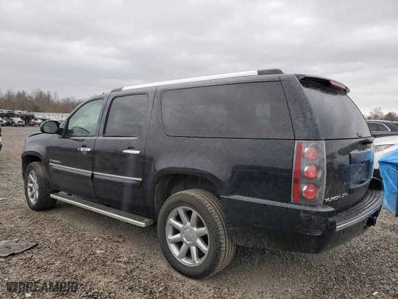 2007 GMC Yukon XL Denali with VIN 1GKFK66867J198810, listed as a Copart auction lot 46335665 with NaN miles and Salvage Title. Bid and sale history available at carsss.com. Image 2.