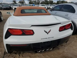 2017 Chevrolet Corvette 2LT with VIN 1G1YD3D76H5116584, listed as a Copart auction lot 73761684 with 0 mi miles and Non Repairable. Bid and sale history available at carsss.com. Image 6.