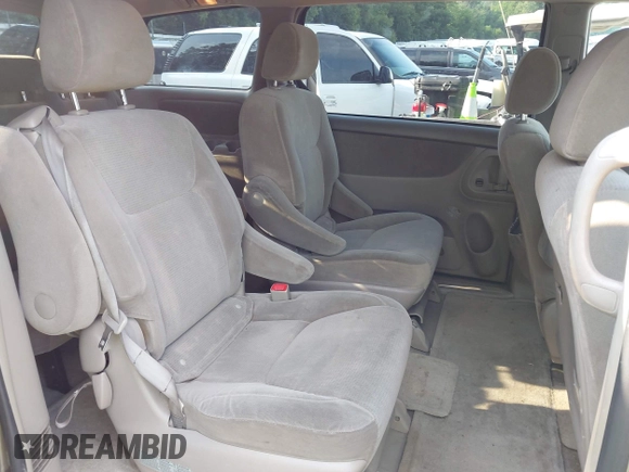 2005 Toyota Sienna CE с VIN 5TDZA23C15S279226, выставлен на аукционе IAAI как лот 42670735 с пробегом 521 527 миль миль и . История ставок и продаж доступна на DreamBid. Изображение 8.