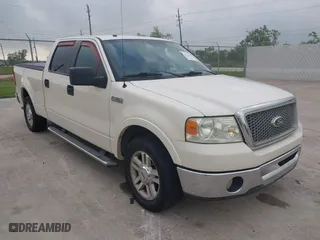 2007 Ford F-150 XLT with VIN 1FTPW12V67FA49903, listed as a IAAI auction lot 42112749 with 200,662 mi miles. Bid and sale history available at carsss.com. Image 1.