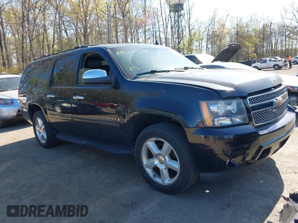 2008 Chevrolet Suburban LTZ with VIN 1GNFK16308R272980, listed as a IAAI auction lot 42055176 with 269,262 mi miles. Bid and sale history available at carsss.com. Image 1.