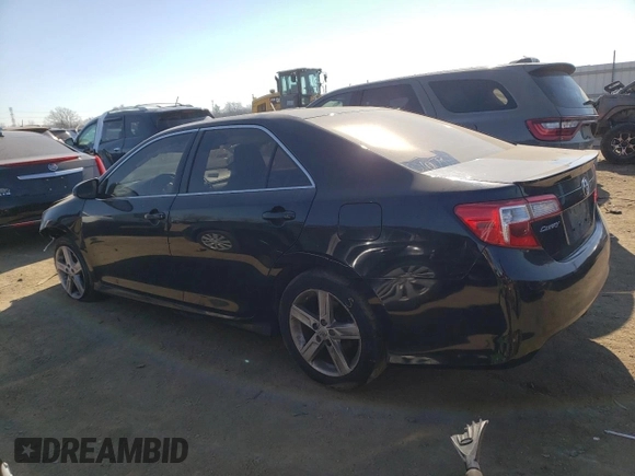 2014 Toyota Camry L with VIN 4T1BF1FK0EU867285, listed as a Copart auction lot 45151284 with 97,707 mi miles and Salvage Title. Bid and sale history available at DreamBid. Image 2.
