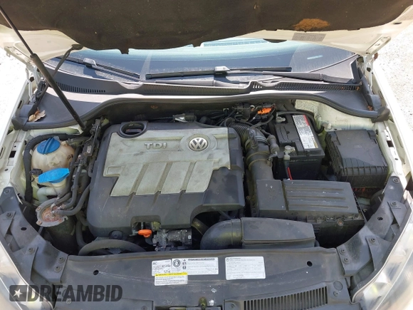 2012 Volkswagen Golf TDI with VIN WVWDM7AJ4CW212097, listed as a IAAI auction lot 42029587 with 177,783 mi miles and . Bid and sale history available at DreamBid. Image 10.
