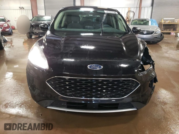 2020 Ford Escape SE with VIN 1FMCU9G61LUC64434, listed as a Copart auction lot 41644595 with 64,676 mi miles and Salvage Title. Bid and sale history available at carsss.com. Image 5.
