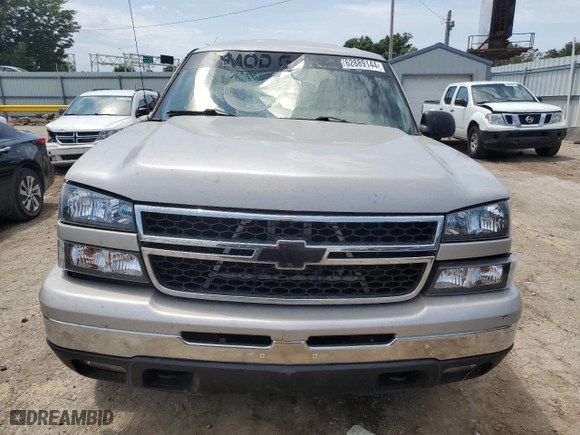 2006 Chevrolet Silverado 1500 LT1 with VIN 2GCEC13T461222966, listed as a Copart auction lot 62889144 with 124,287 mi miles and Salvage Title. Bid and sale history available at carsss.com. Image 5.