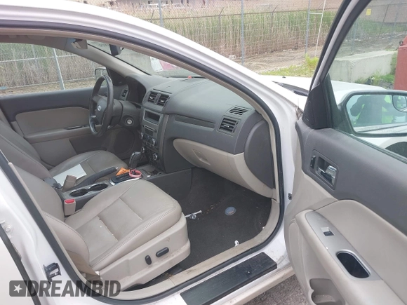 2012 Ford Fusion SEL with VIN 3FAHP0JA8CR363923, listed as a IAAI auction lot 42368056 with 175,681 mi miles and . Bid and sale history available at DreamBid. Image 5.
