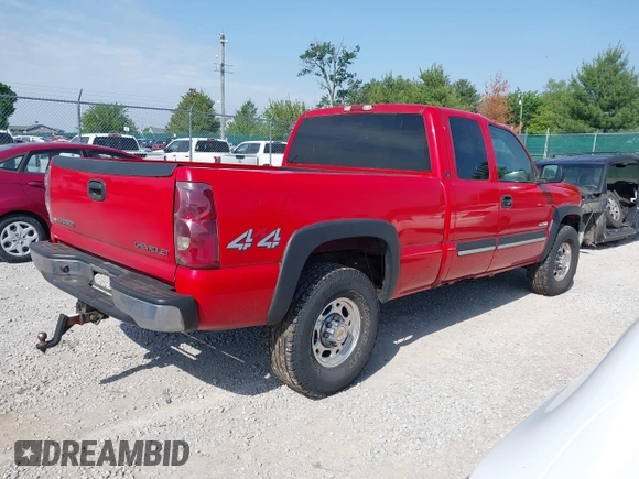 2003 Chevrolet Silverado 2500 LS z VIN 1GCGK29U43Z166595, wystawiony jako IAAI lot #42259952 z przebiegiem 179 831 mil mil oraz . Historia ofert i sprzedaży dostępna na DreamBid. Obrazek 4.