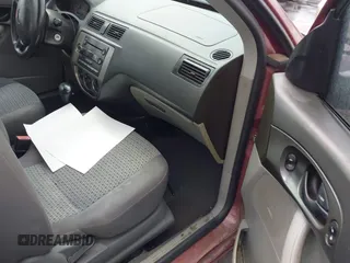 2006 Ford Focus S with VIN 1FAFP34N66W239691, listed as a IAAI auction lot 42188360 with 135,628 mi miles and . Bid and sale history available at carsss.com. Image 5.