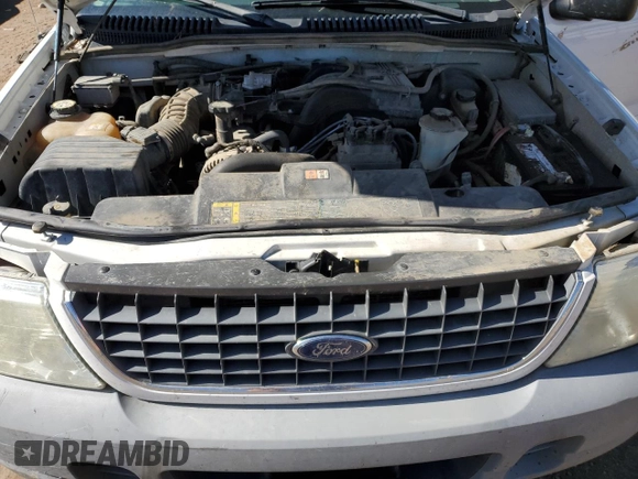 2002 Ford Explorer XLS z VIN 1FMZU72E62ZB39041, wystawiony jako Copart lot #63588165 z przebiegiem 277 220 mil mil oraz Szkoda całkowita • Salvage title. Historia ofert i sprzedaży dostępna na DreamBid. Obrazek 12.