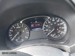 2017 Nissan Altima 2.5 SR with VIN 1N4AL3AP3HC286287, listed as a IAAI auction lot 41734373 with 118,932 mi miles. Bid and sale history available at carsss.com. Image 7.