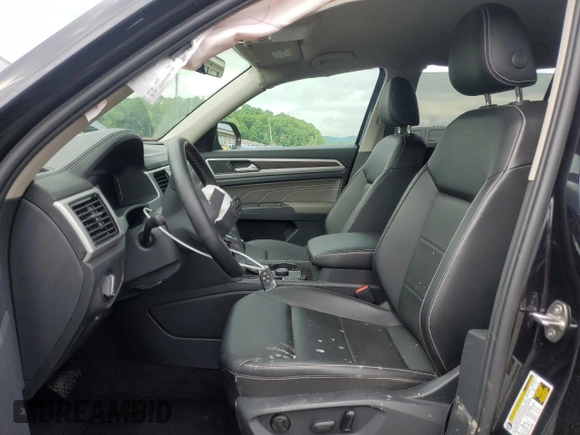 2022 Volkswagen Atlas SE with VIN 1V2HR2CAXNC514385, listed as a Copart auction lot 55742695 with 33,263 mi miles and Salvage title. Bid and sale history available at DreamBid. Image 7.