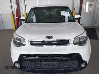 2016 Kia Soul + z VIN KNDJP3A54G7239595, wystawiony jako IAAI lot #42256059 z przebiegiem 100 054 mil mil oraz . Historia ofert i sprzedaży dostępna na DreamBid. Obrazek 12.