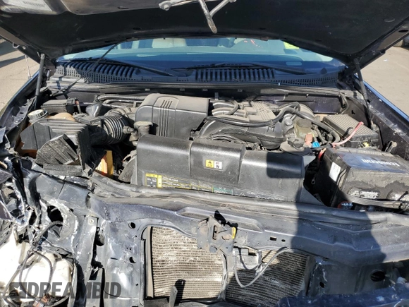 2002 Ford Explorer XLS с VIN 1FMZU72E02ZC05308, выставлен на аукционе Copart как лот 52451645 с пробегом Не указан миль и На запчасти • Non repairable. История ставок и продаж доступна на DreamBid. Изображение 13.