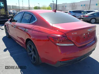2020 Genesis G70 2.0T z VIN KMTG44LA3LU045365, wystawiony jako IAAI lot #41651427 z przebiegiem 33 333 mil mil oraz . Historia ofert i sprzedaży dostępna na DreamBid. Obrazek 3.