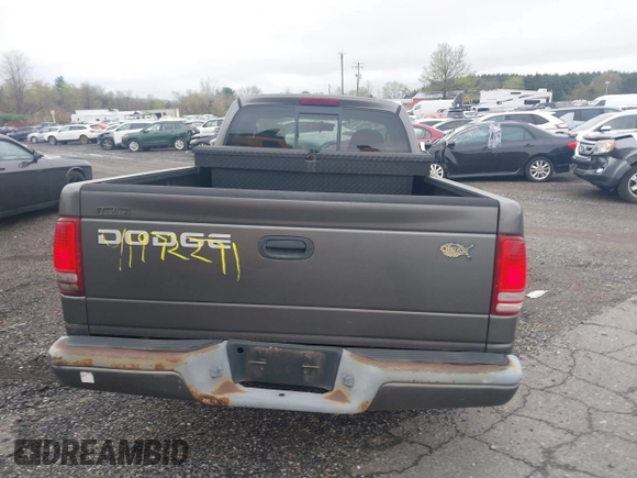 2002 Dodge Dakota with VIN 1B7FL16X62S683972, listed as a IAAI auction lot 41972271 with 158,436 mi miles and . Bid and sale history available at carsss.com. Image 16.