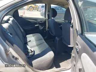 2000 Dodge Neon Highline z VIN 1B3ES46C4YD556519, wystawiony jako IAAI lot #42348856 z przebiegiem 183 923 mil mil oraz . Historia ofert i sprzedaży dostępna na DreamBid. Obrazek 8.