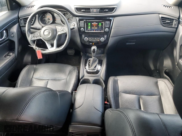2018 Nissan Rogue SV with VIN 5N1AT2MV3JC784330, listed as a Copart auction lot 50060955 with 84,704 mi miles and Salvage Title. Bid and sale history available at DreamBid. Image 8.