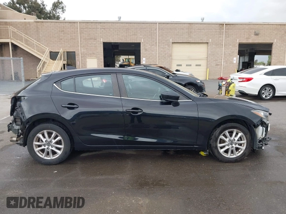 2014 Mazda 3 i Touring with VIN JM1BM1L73E1172987, listed as a IAAI auction lot 42111043 with 121,168 mi miles and . Bid and sale history available at DreamBid. Image 14.
