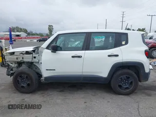 2017 Jeep Renegade Sport with VIN ZACCJBAB8HPF82862, listed as a IAAI auction lot 42057871 with 109,447 mi miles and . Bid and sale history available at carsss.com. Image 15.