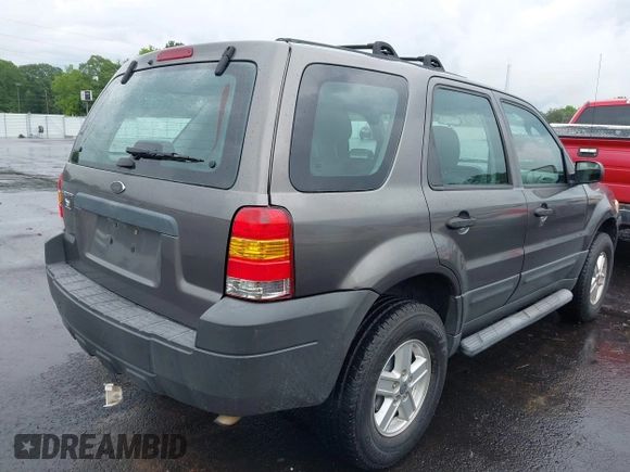 2006 Ford Escape XLS with VIN 1FMYU02Z46KA52355, listed as a IAAI auction lot 42376670 with Not provided miles and . Bid and sale history available at DreamBid. Image 4.