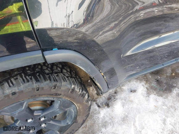 2019 Jeep Grand Cherokee Laredo E with VIN 1C4RJFAG9KC545246, listed as a IAAI auction lot 41478586 with 146,025 mi miles. Bid and sale history available at carsss.com. Image 6.