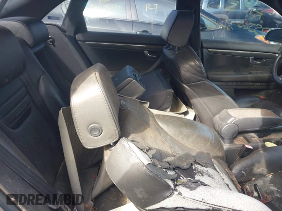 2006 Audi S4 z VIN WAUGL78EX6A129507, wystawiony jako IAAI lot #41906976 z przebiegiem Nie podano mil oraz . Historia ofert i sprzedaży dostępna na DreamBid. Obrazek 8.