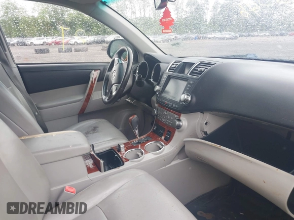 2012 Toyota Highlander Limited with VIN 5TDDK3EH9CS157524, listed as a IAAI auction lot 42340448 with Not provided miles and . Bid and sale history available at DreamBid. Image 5.