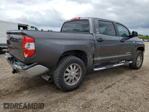 2014 Toyota Tundra 4WD Truck SR5 with VIN 5TFDW5F17EX334666, listed as a Copart auction lot 70492494 with 159,199 mi miles and Salvage Title. Bid and sale history available at carsss.com. Image 3.