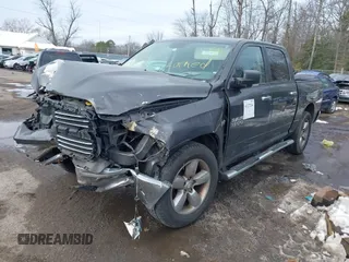2016 Ram 1500 Lone Star z VIN 1C6RR7LT2GS139404, wystawiony jako IAAI lot #41227284 z przebiegiem 106 710 mil mil oraz . Historia ofert i sprzedaży dostępna na DreamBid. Obrazek 2.