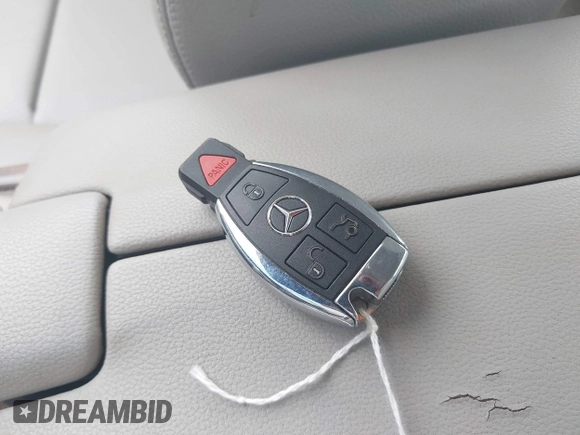 2013 Mercedes-Benz E 350 Luxury with VIN WDDHF5KB5DA704651, listed as a IAAI auction lot 42257818 with 86,860 mi miles and . Bid and sale history available at DreamBid. Image 11.