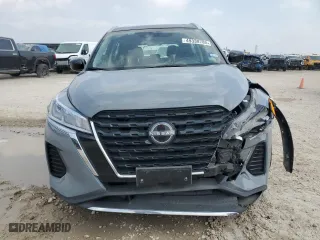 2023 Nissan Kicks SV with VIN 3N1CP5CV8PL471925, listed as a Copart auction lot 49339785 with 19,490 mi miles and Salvage Title. Bid and sale history available at carsss.com. Image 5.