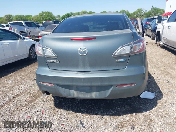 2012 Mazda Mazda3 i Touring with VIN JM1BL1V82C1606614, listed as a IAAI auction lot 41861558 with Not Provided miles. Bid and sale history available at carsss.com. Image 16.