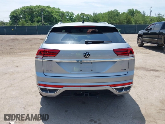 2021 Volkswagen Atlas SEL Premium R-Line with VIN 1V2FE2CA8MC235003, listed as a IAAI auction lot 42513449 with 44,466 mi miles and . Bid and sale history available at DreamBid. Image 16.