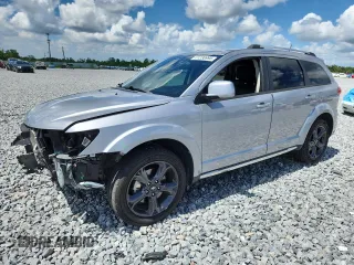 2018 Dodge Journey Crossroad with VIN 3C4PDCGBXJT495811, listed as a Copart auction lot 61238995 with 89,922 mi miles and Salvage title. Bid and sale history available at DreamBid. Image 1.
