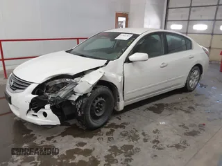 2012 Nissan Altima S z VIN 1N4AL2AP7CC136833, wystawiony jako IAAI lot #41566783 z przebiegiem 160 957 mil mil oraz . Historia ofert i sprzedaży dostępna na DreamBid. Obrazek 18.