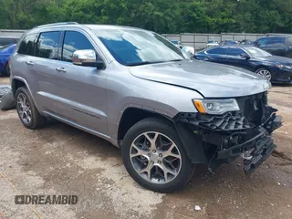 2020 Jeep Grand Cherokee Overland z VIN 1C4RJECG2LC140077, wystawiony jako IAAI lot #42240760 z przebiegiem 41 933 mil mil oraz . Historia ofert i sprzedaży dostępna na DreamBid. Obrazek 1.
