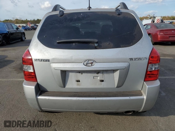 2009 Hyundai Tucson GLS with VIN KM8JM12B89U939007, listed as a Copart auction lot 79224474 with 42,277 mi miles and Clean Title. Bid and sale history available at carsss.com. Image 6.