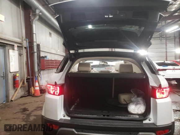 2013 Land Rover Range Rover Evoque Prestige Premium with VIN SALVV2BG3DH798538, listed as a Copart auction lot 42020235 with 141,523 mi miles and Salvage Title. Bid and sale history available at carsss.com. Image 6.