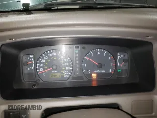 2000 Mitsubishi Montero Sport LS with VIN JA4MT31H2YP811973, listed as a Copart auction lot 42256035 with 164,863 mi miles and Salvage Title. Bid and sale history available at carsss.com. Image 9.