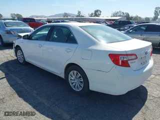 2014 Toyota Camry Hybrid LE with VIN 4T1BD1FK5EU135465, listed as a IAAI auction lot 41713264 with 158,750 mi miles. Bid and sale history available at carsss.com. Image 3.