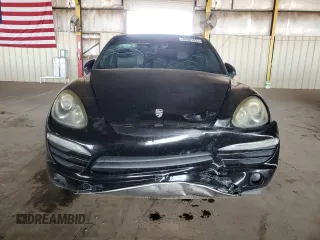 2011 Porsche Cayenne with VIN WP1AA2A29BLA00477, listed as a Copart auction lot 58501625 with 182,147 mi miles and Salvage title. Bid and sale history available at DreamBid. Image 5.