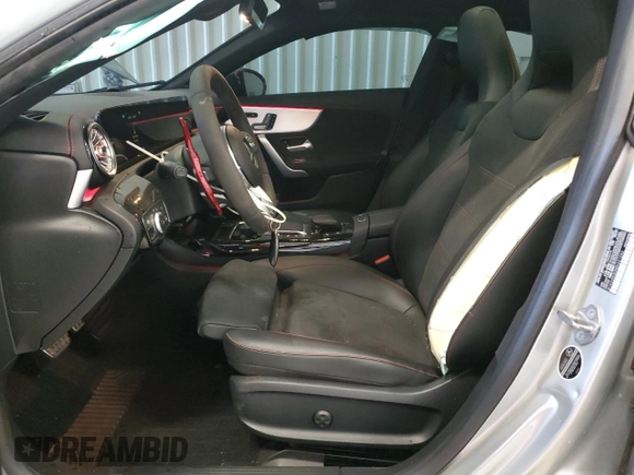 2021 Mercedes-Benz CLA 45 AMG z VIN W1K5J5DB3MN221246, wystawiony jako Copart lot #57943505 z przebiegiem 19 295 mil mil oraz Czysty tytuł • Clean title. Historia ofert i sprzedaży dostępna na DreamBid. Obrazek 7.