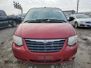 2006 Chrysler Town & Country LWB LX with VIN 2A4GP44R06R732549, listed as a Copart auction lot 44544335 with 197,558 mi miles and Clean Title. Bid and sale history available at carsss.com. Image 5.